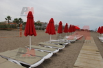 Луксозни чадъри за плажна ивица